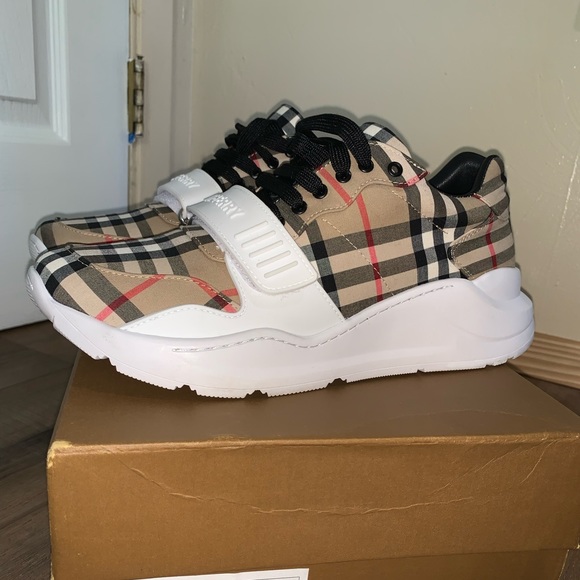Burberry Sneakers - Picture 1 of 6